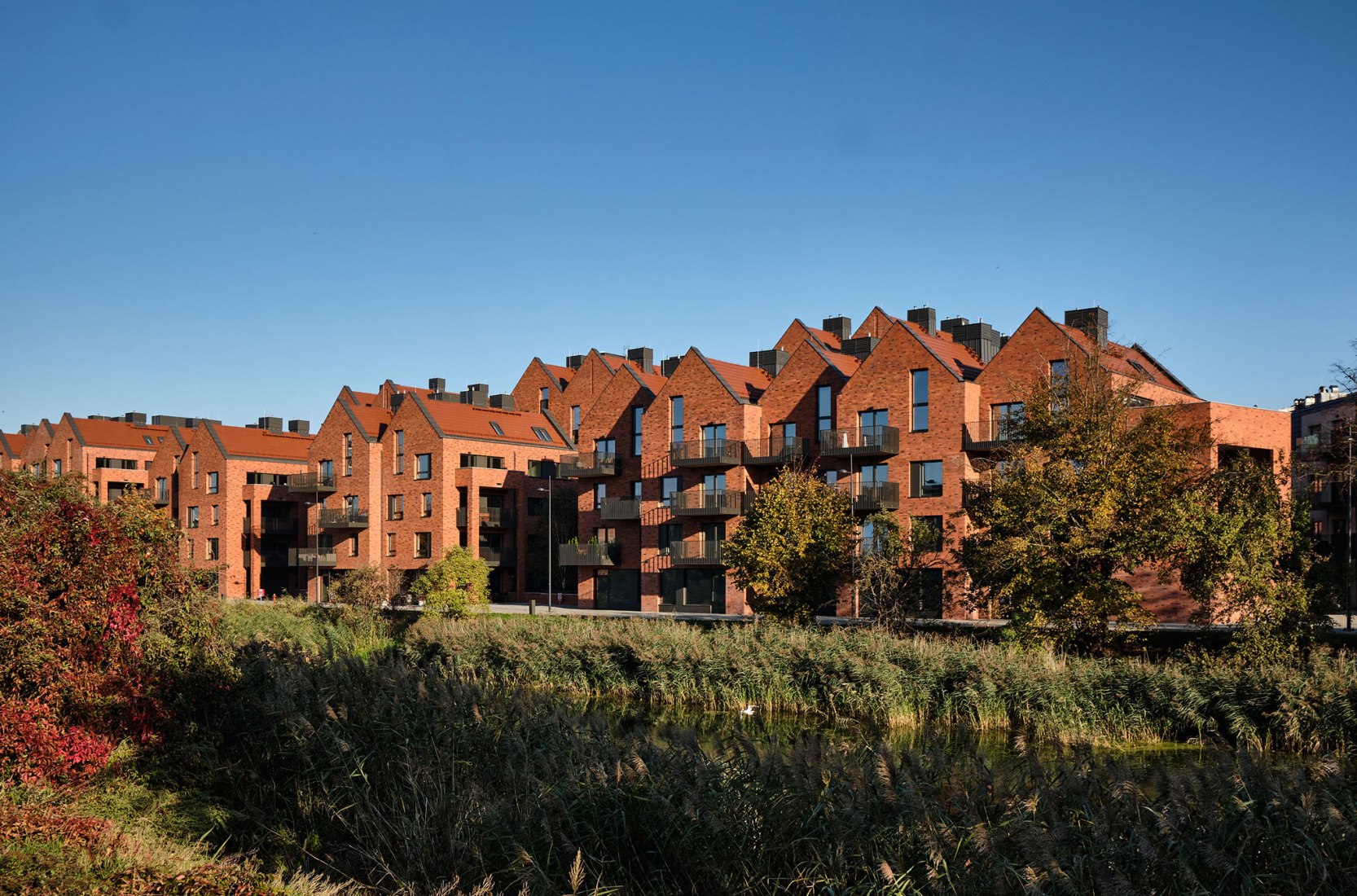 Riverview by APA Wojciechowski Architekci. Photograph by Rafał Kłos.