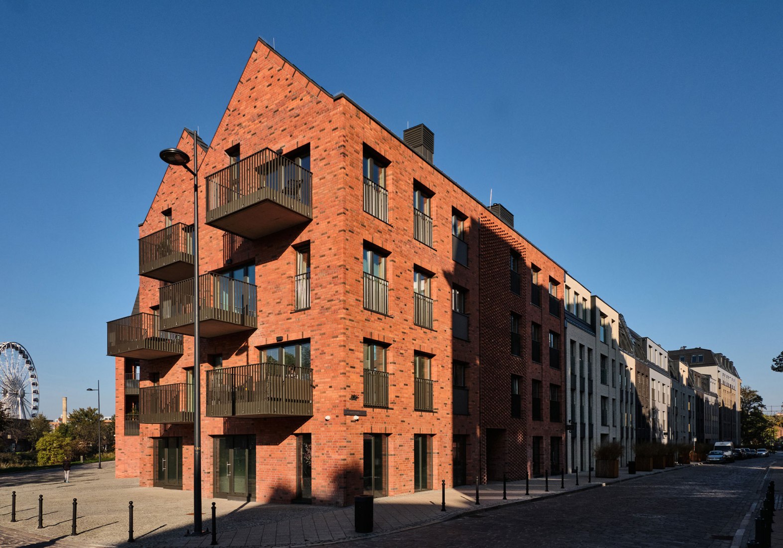 Riverview by APA Wojciechowski Architekci. Photograph by Rafał Kłos.