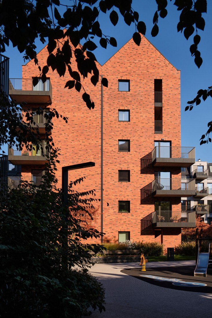 Riverview by APA Wojciechowski Architekci. Photograph by Rafał Kłos.