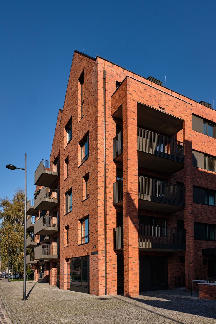 Riverview by APA Wojciechowski Architekci. Photograph by Rafał Kłos.