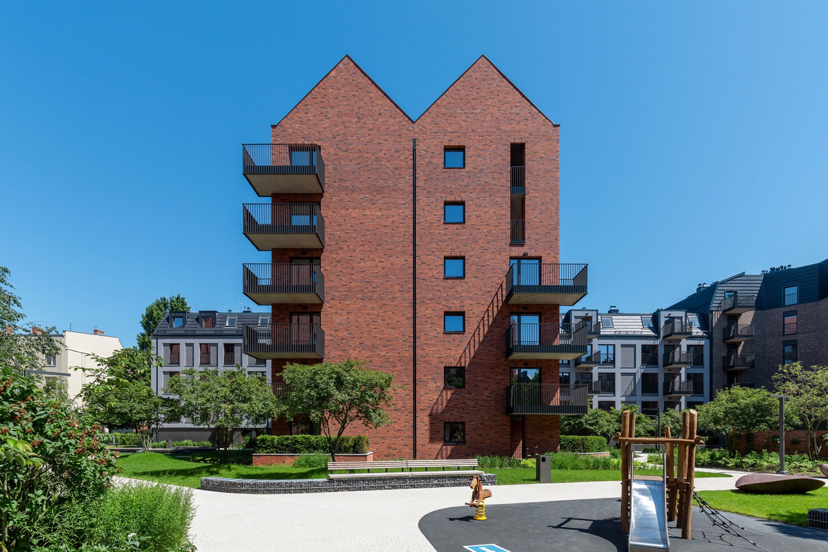 Riverview by APA Wojciechowski Architekci. Photograph by Aleksander Małachowski.