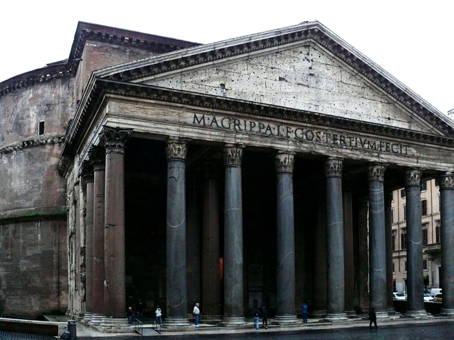 Pantheon of Agrippa by Apollodorus of Damascus. Photograph by david__jones CC BY 2.0.