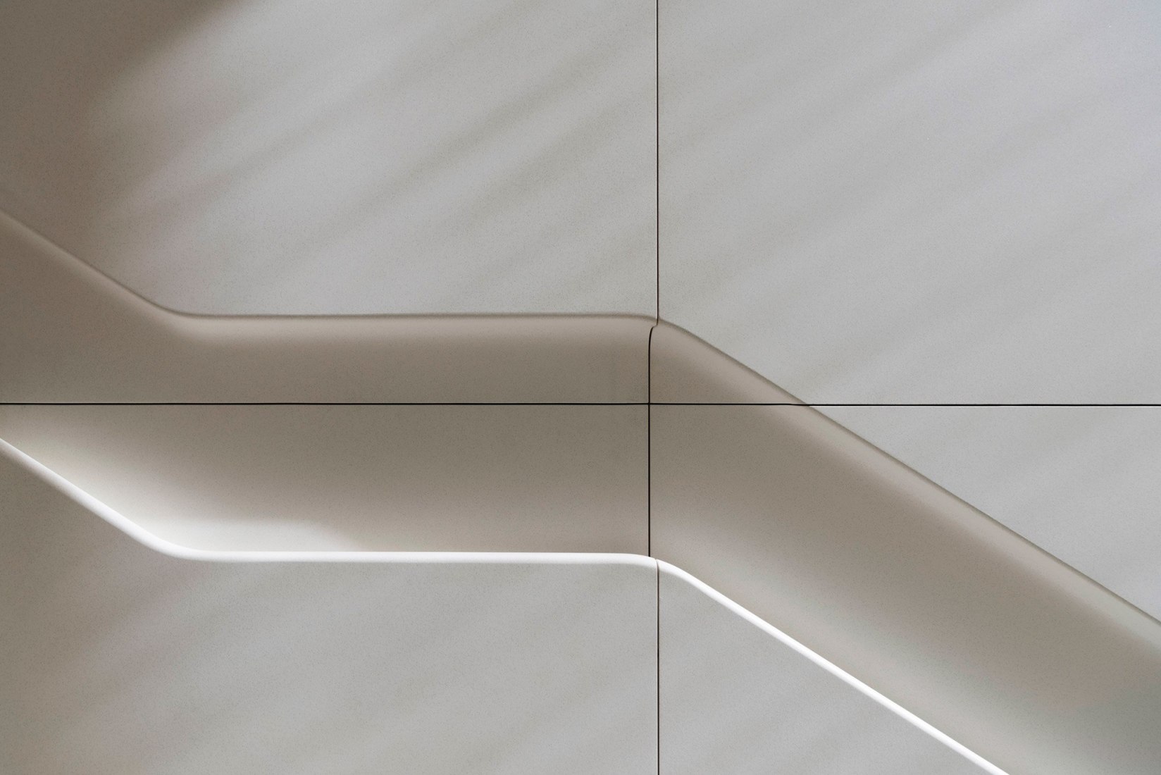 Detail. Apple Dubai Mall by Foster + Partners. Photograph © Nigel Young, Foster + Partners.