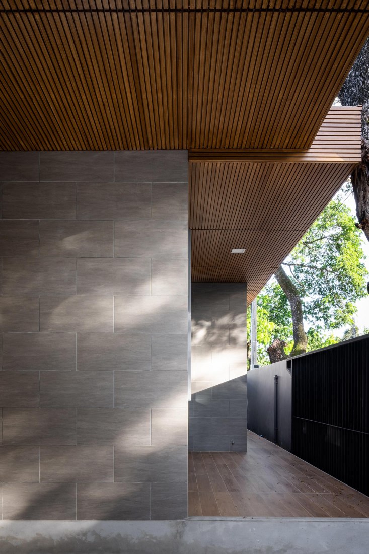 Phutthamonthon-Y House by Archimontage Design Fields Sophisticated. Photograph by Beer Singnoi