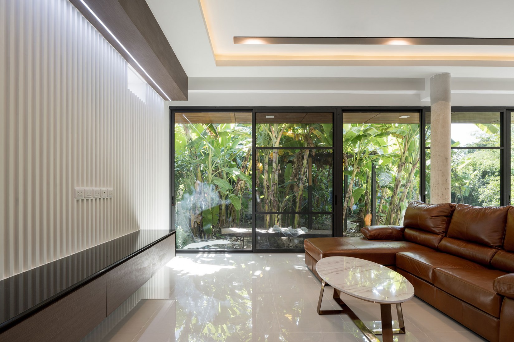 Phutthamonthon-Y House by Archimontage Design Fields Sophisticated. Photograph by Beer Singnoi