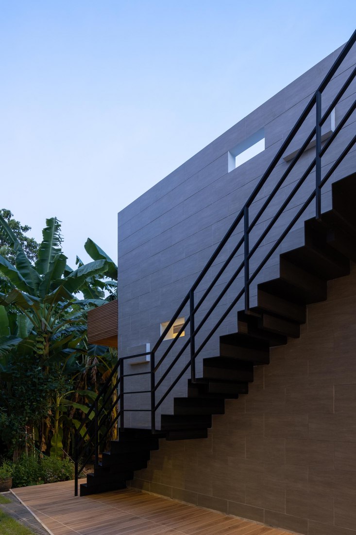 Phutthamonthon-Y House by Archimontage Design Fields Sophisticated. Photograph by Beer Singnoi