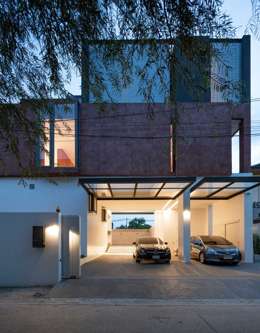 Casa Sena por Archimontage Design Fields Sophisticated. Fotografía por Rungkit Charoenwat