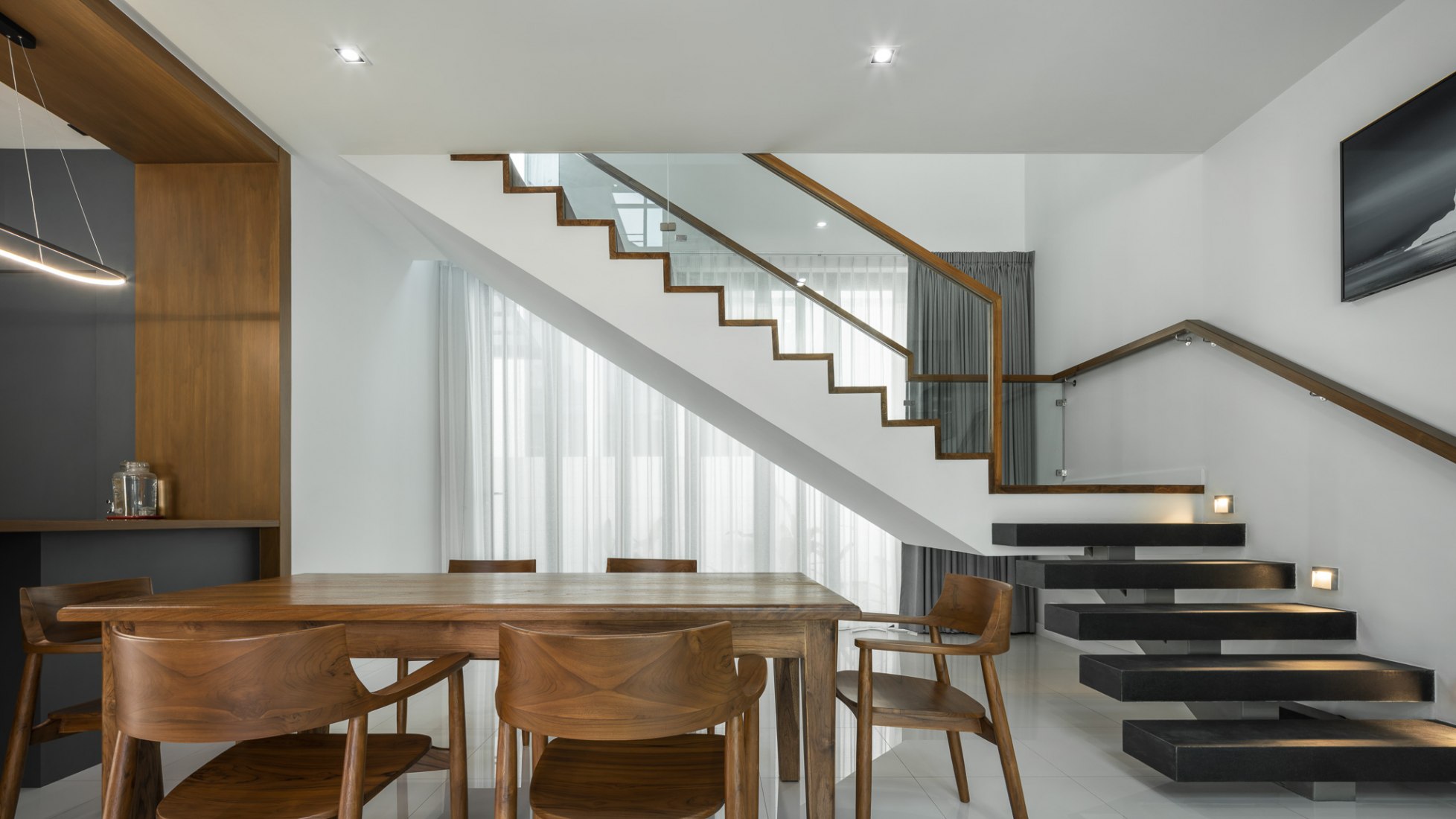 Casa Bangkae por Archimontage. Fotografía por Chalermwat Wongchompoo | Sofography