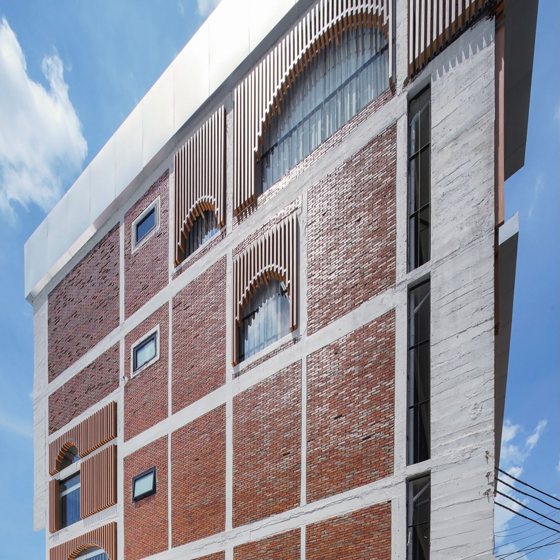 Vibhavadi Office by Archimontage Design Fields Sophisticated. Photograph by Chalermwat Wongchompoo | Sofography.