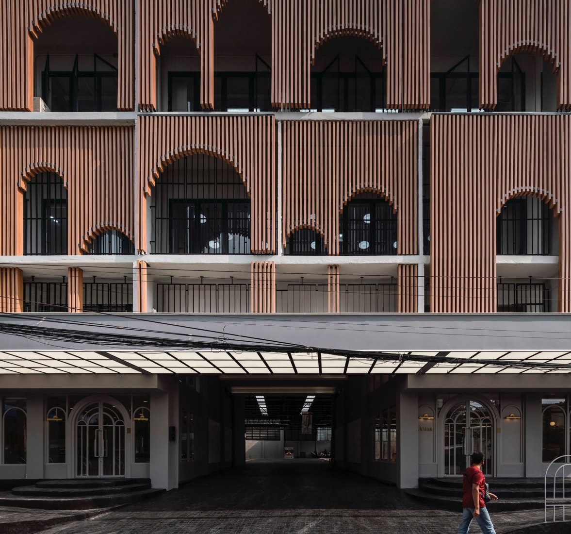 Vibhavadi Office by Archimontage Design Fields Sophisticated. Photograph by Chalermwat Wongchompoo | Sofography.