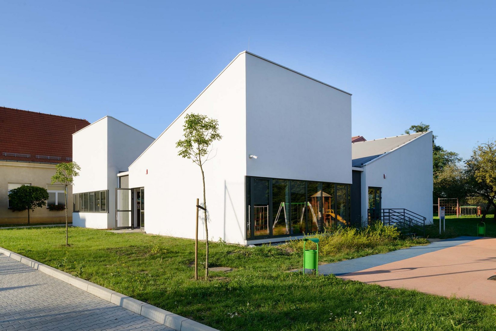 Modular Kindergarten by Franta Group. Photograph by Archifolio Tomasz Zakrzewski