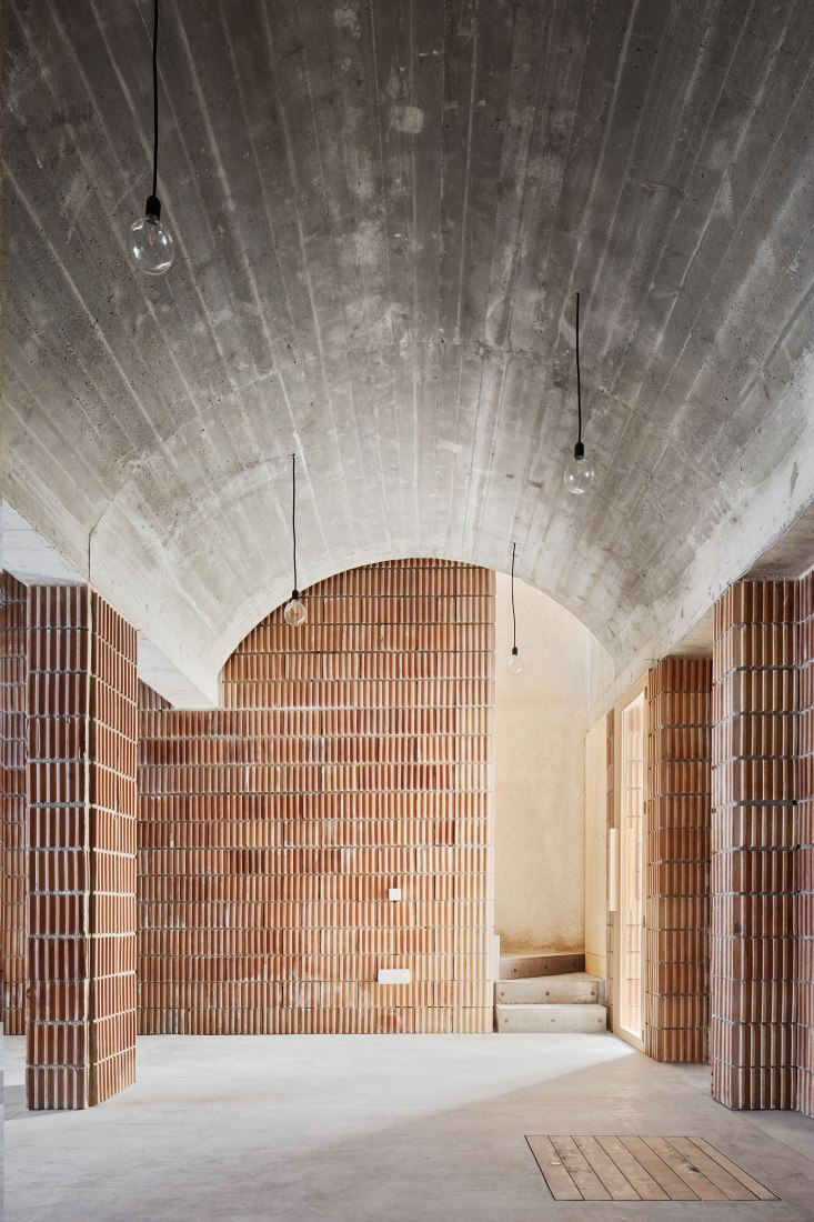Archivo Municipal by Aulets Arquitectes. Photograph © José Hevia.