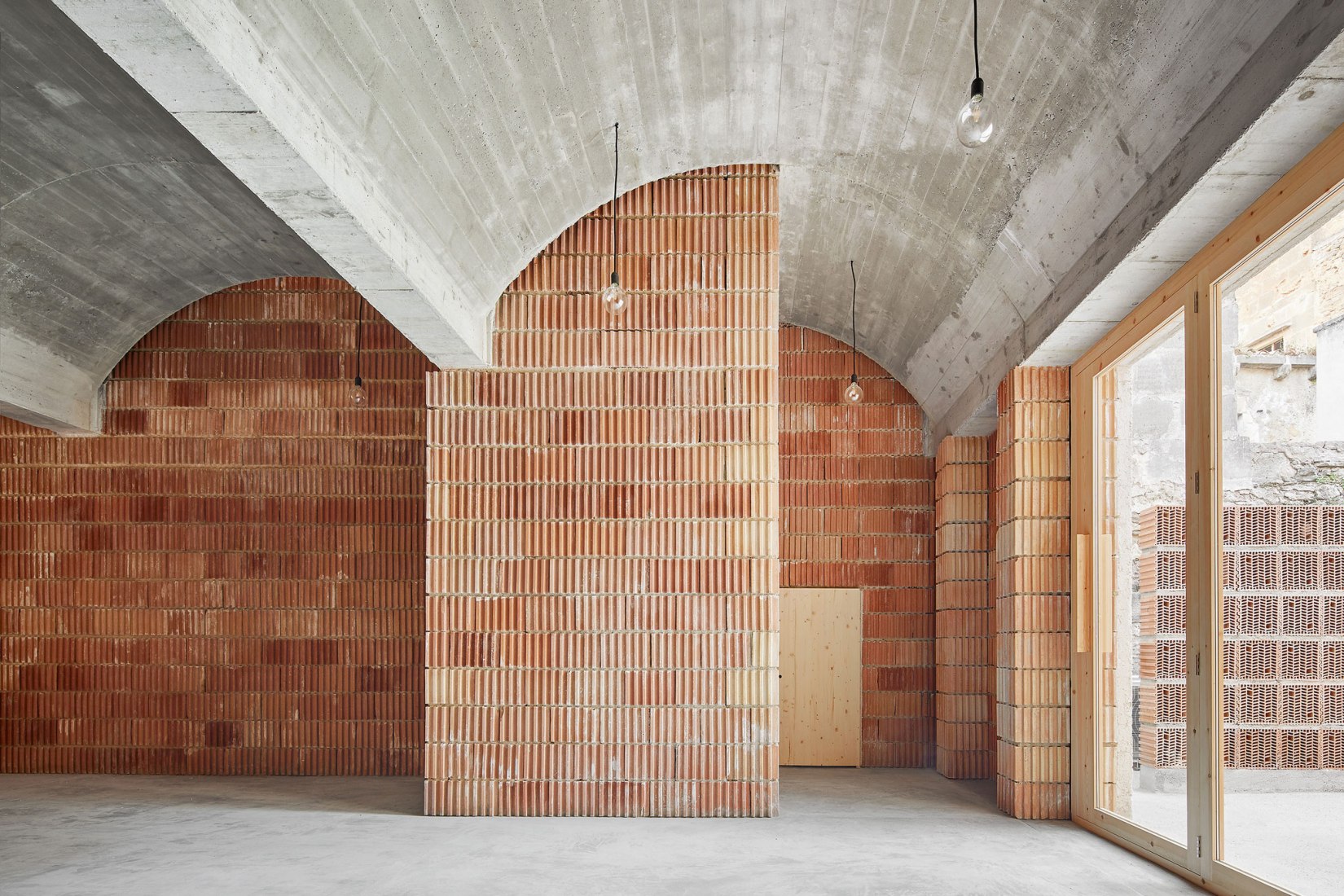 Archivo Municipal by Aulets Arquitectes. Photograph © José Hevia.