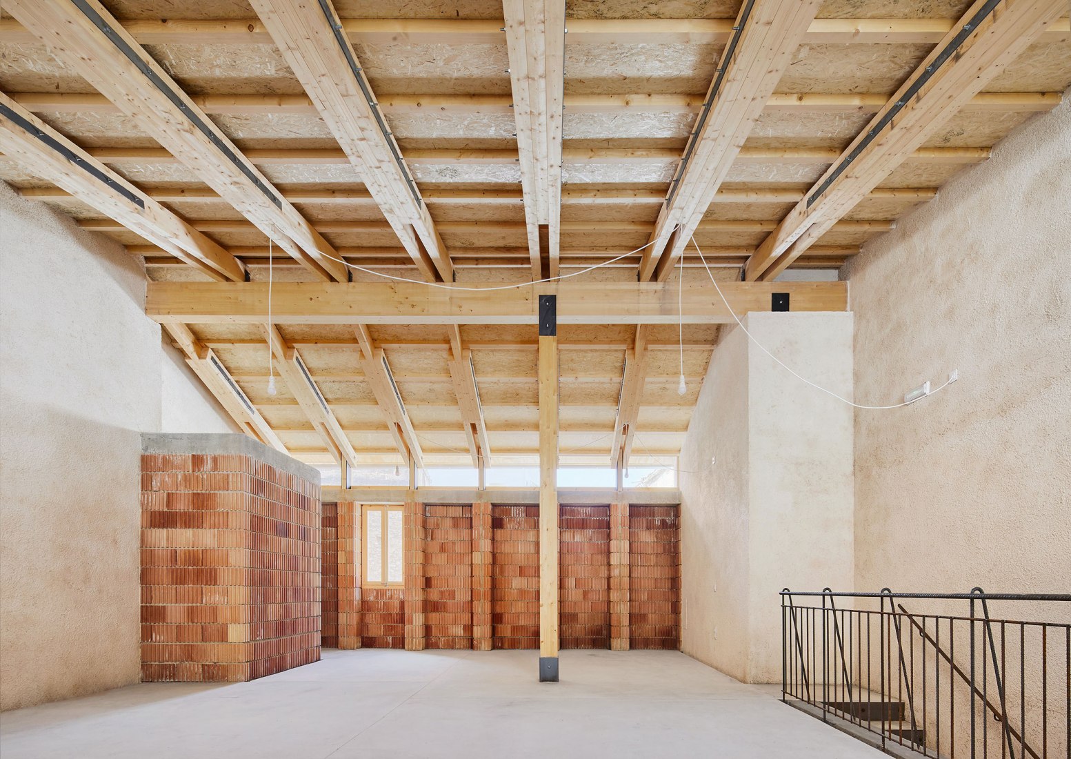 Archivo Municipal by Aulets Arquitectes. Photograph © José Hevia.