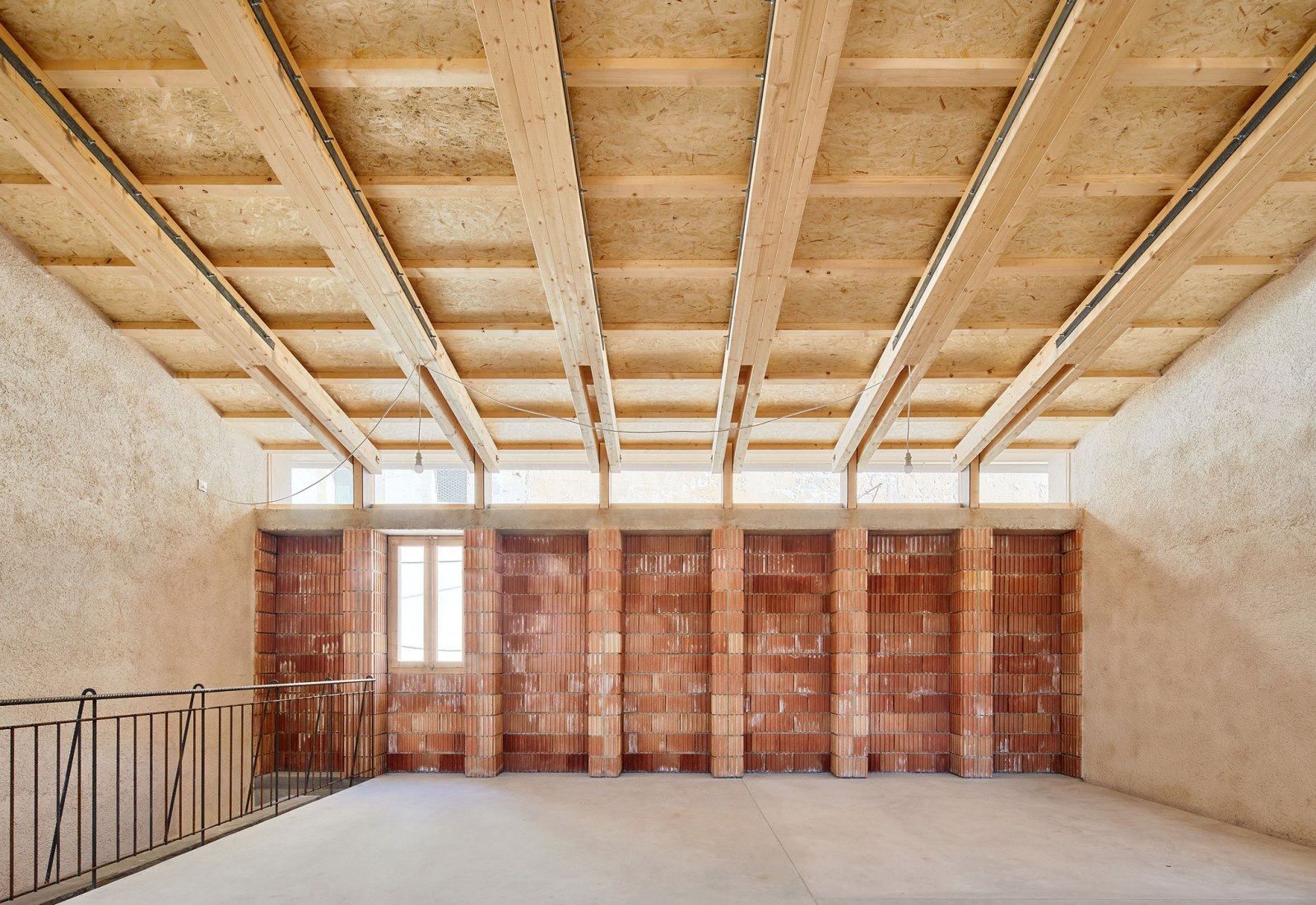 Archivo Municipal by Aulets Arquitectes. Photograph © José Hevia.
