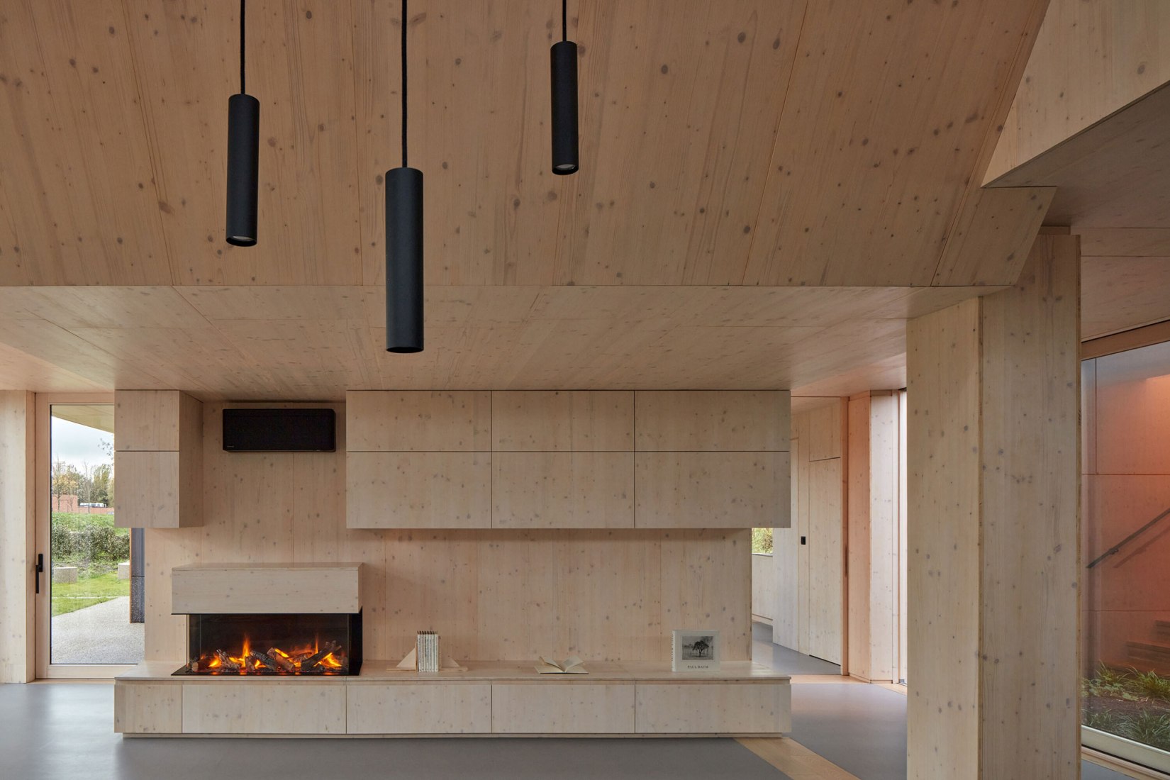Warm Nest by Ark-shelter and ARCHEKTA. Photography by BoysPlayNice.