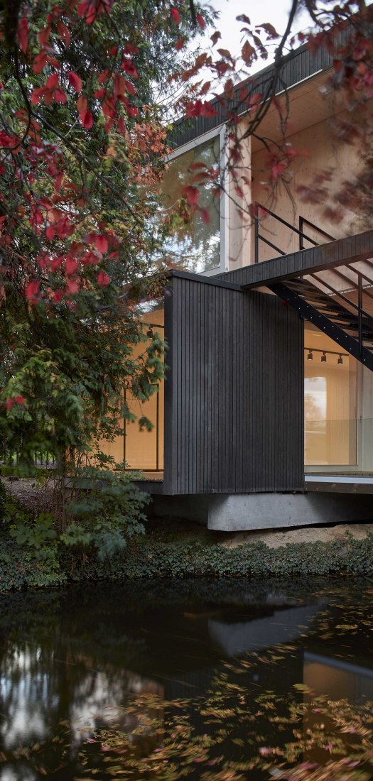 ARK – showroom for GAB by Ark-shelter. Photograph by BoysPlayNice