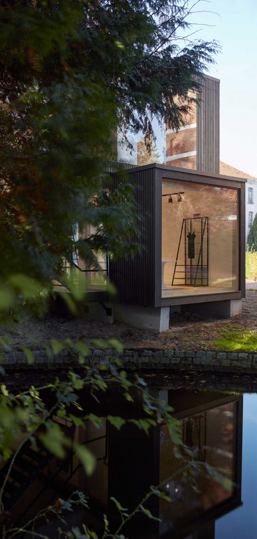 ARK – showroom for GAB by Ark-shelter. Photograph by BoysPlayNice