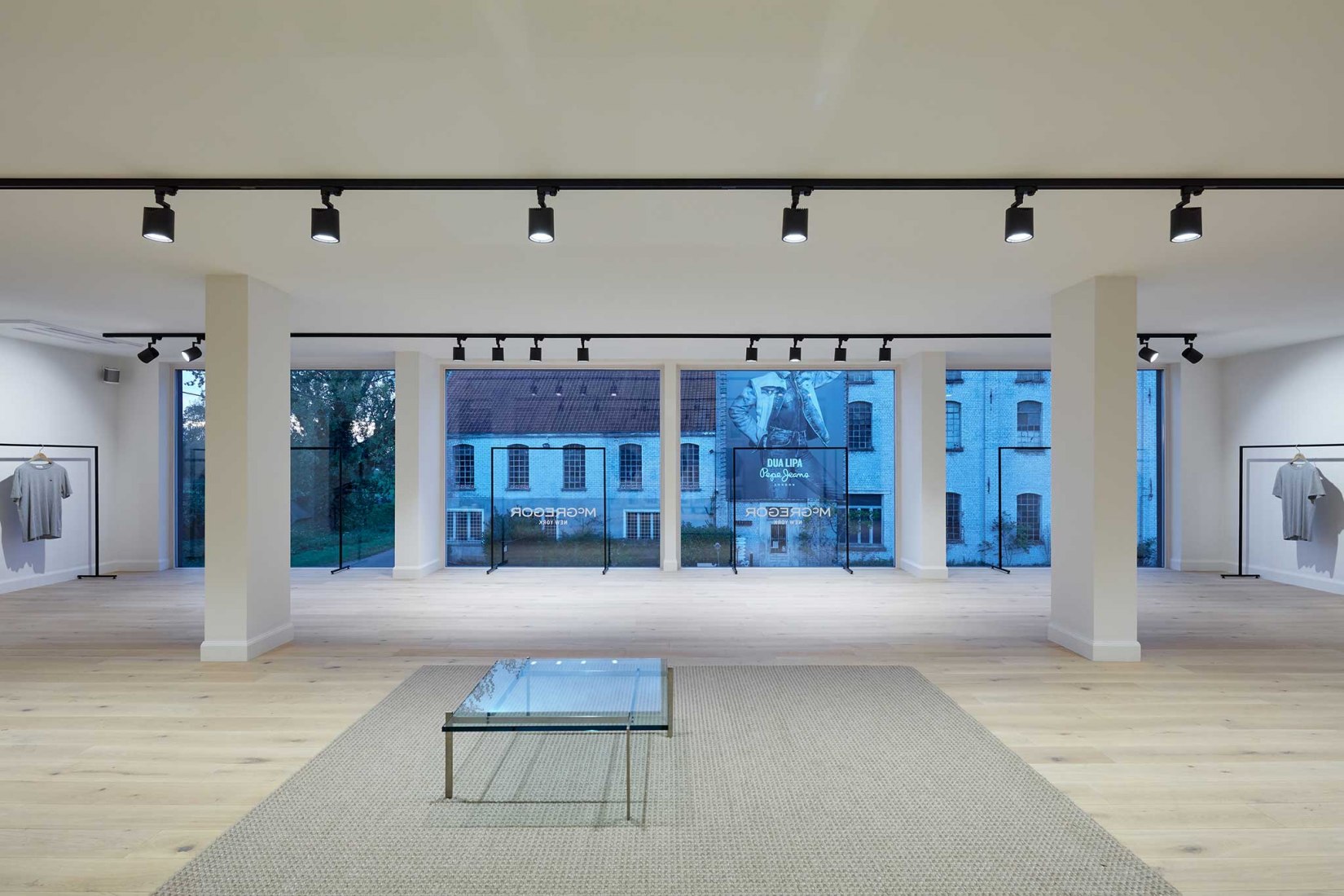ARK – showroom for GAB by Ark-shelter. Photograph by BoysPlayNice