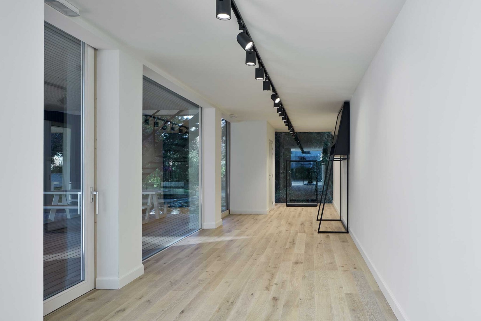 ARK – showroom for GAB by Ark-shelter. Photograph by BoysPlayNice