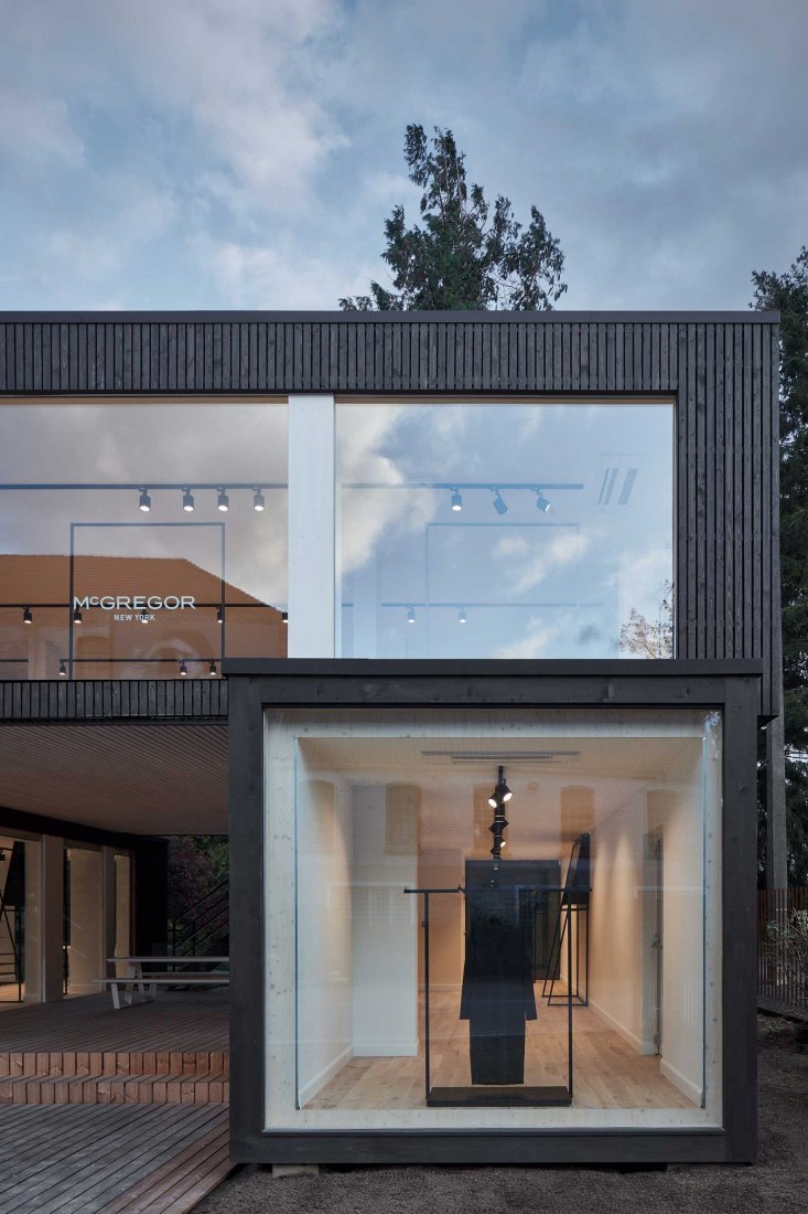 ARK – showroom for GAB by Ark-shelter. Photograph by BoysPlayNice