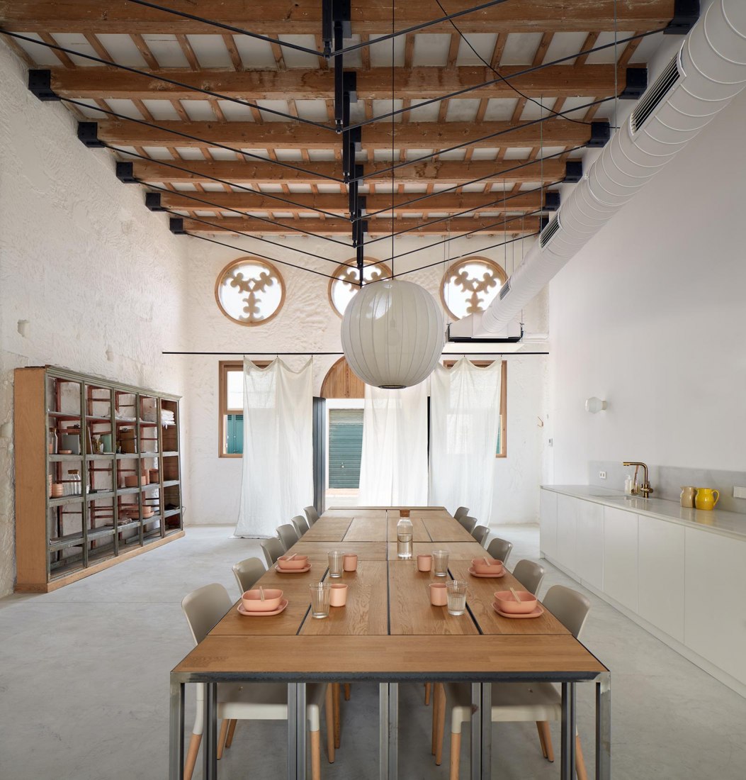 Renovation in Menorca by Anna Truyol and Emma Martí. Photograph by Pol Viladoms