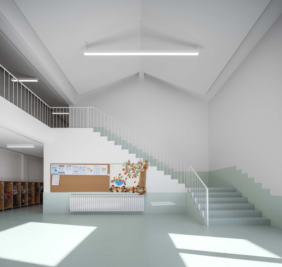 Escuela primaria São Bernardo en Aveiro por Arte Tectónica. Fotografía por Ivo Tavares Studio.