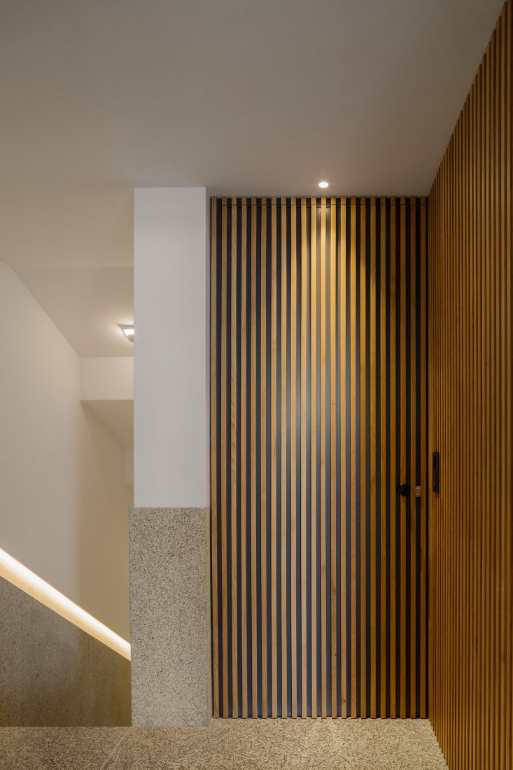 Prédio Foz por As Arquitecto. Fotografía por Ivo Tavares Studio.