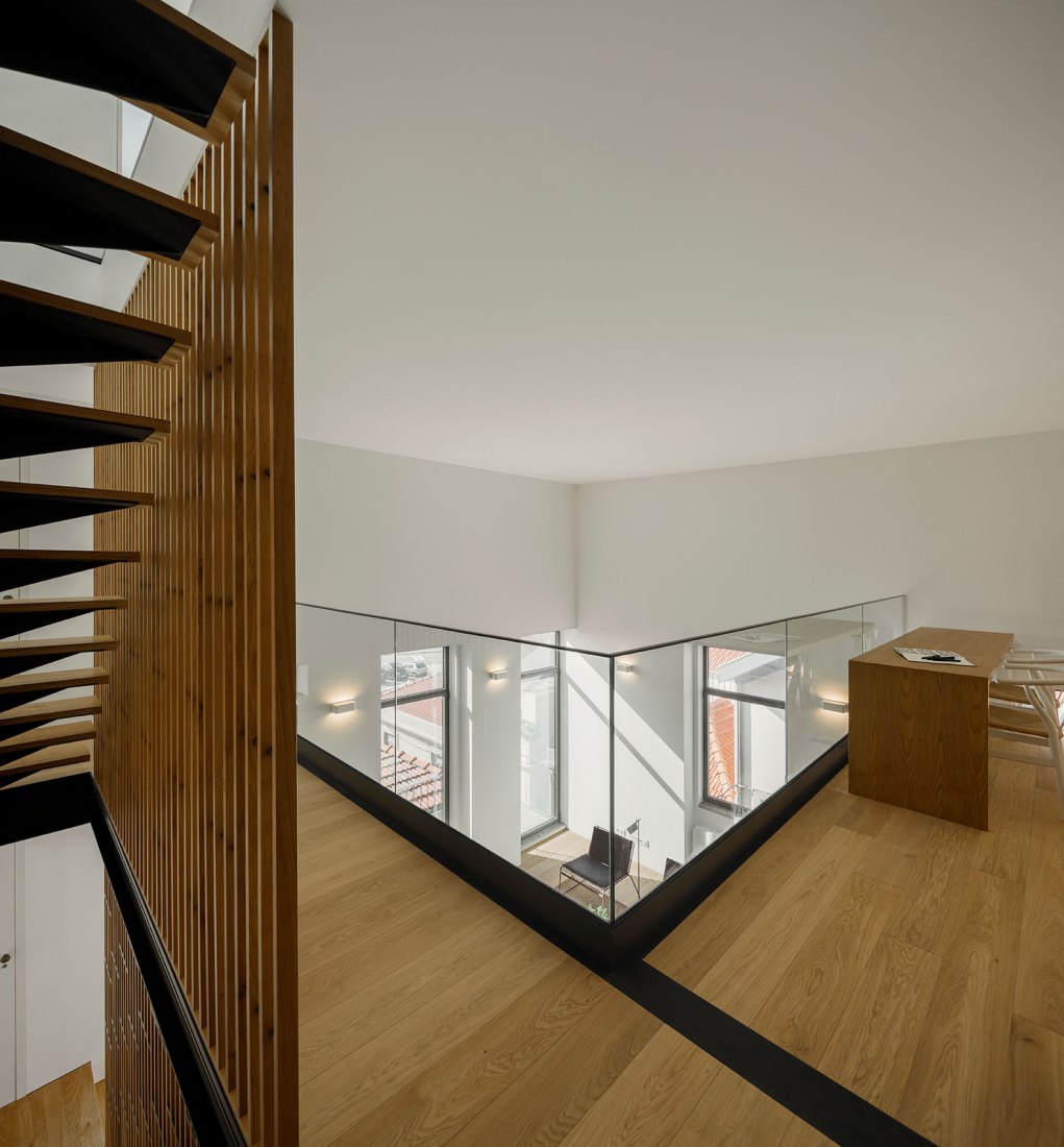 Prédio Foz por As Arquitecto. Fotografía por Ivo Tavares Studio.