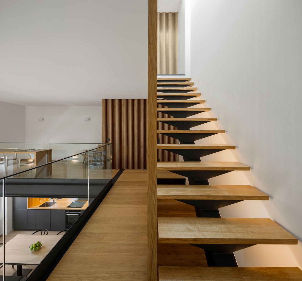 Prédio Foz por As Arquitecto. Fotografía por Ivo Tavares Studio.