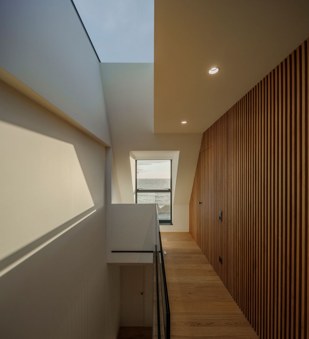 Prédio Foz por As Arquitecto. Fotografía por Ivo Tavares Studio.