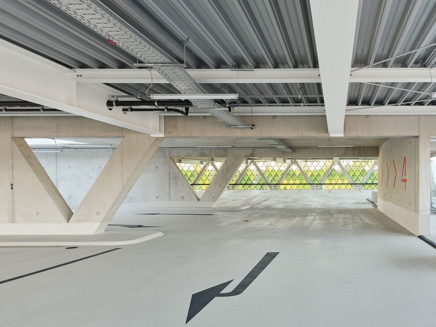 Aparcamiento energético por asp Architekten. Fotografía por Zooey Braun Fotografie.
