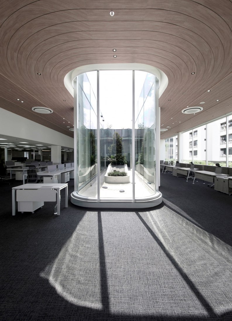 Toyota Thailand Marketing Complex by ASWA. Photograph by Phuttipan Aswakool.