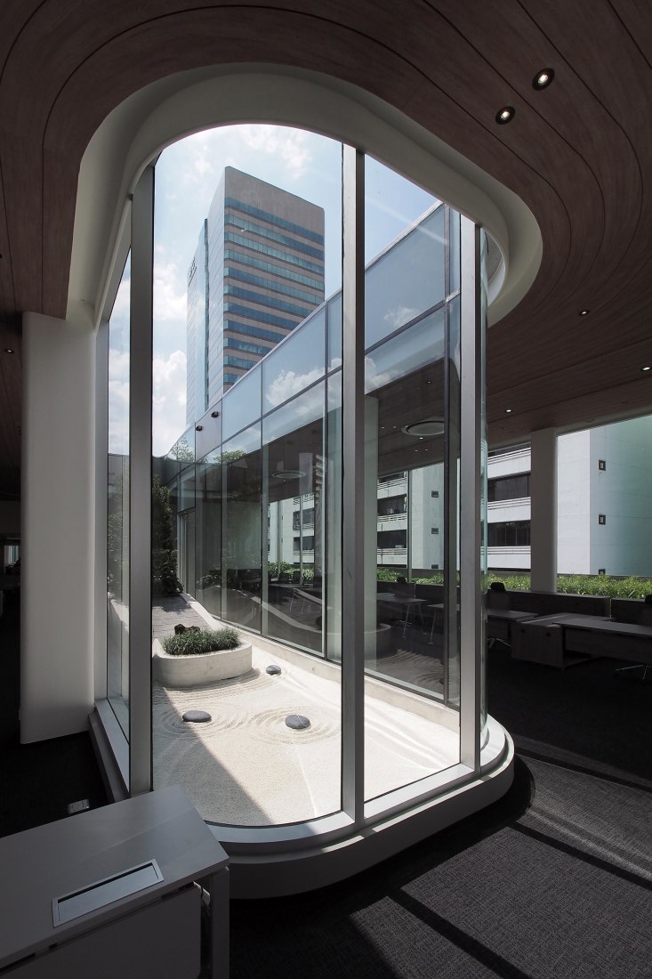 Toyota Thailand Marketing Complex by ASWA. Photograph by Phuttipan Aswakool.