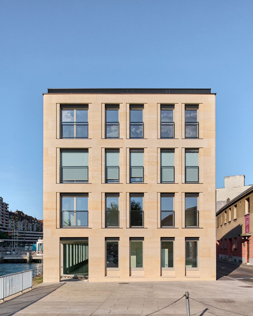 10 viviendas sociales a orillas del Ródano por Atelier Archiplein. Fotografía por Leo Fabrizio.