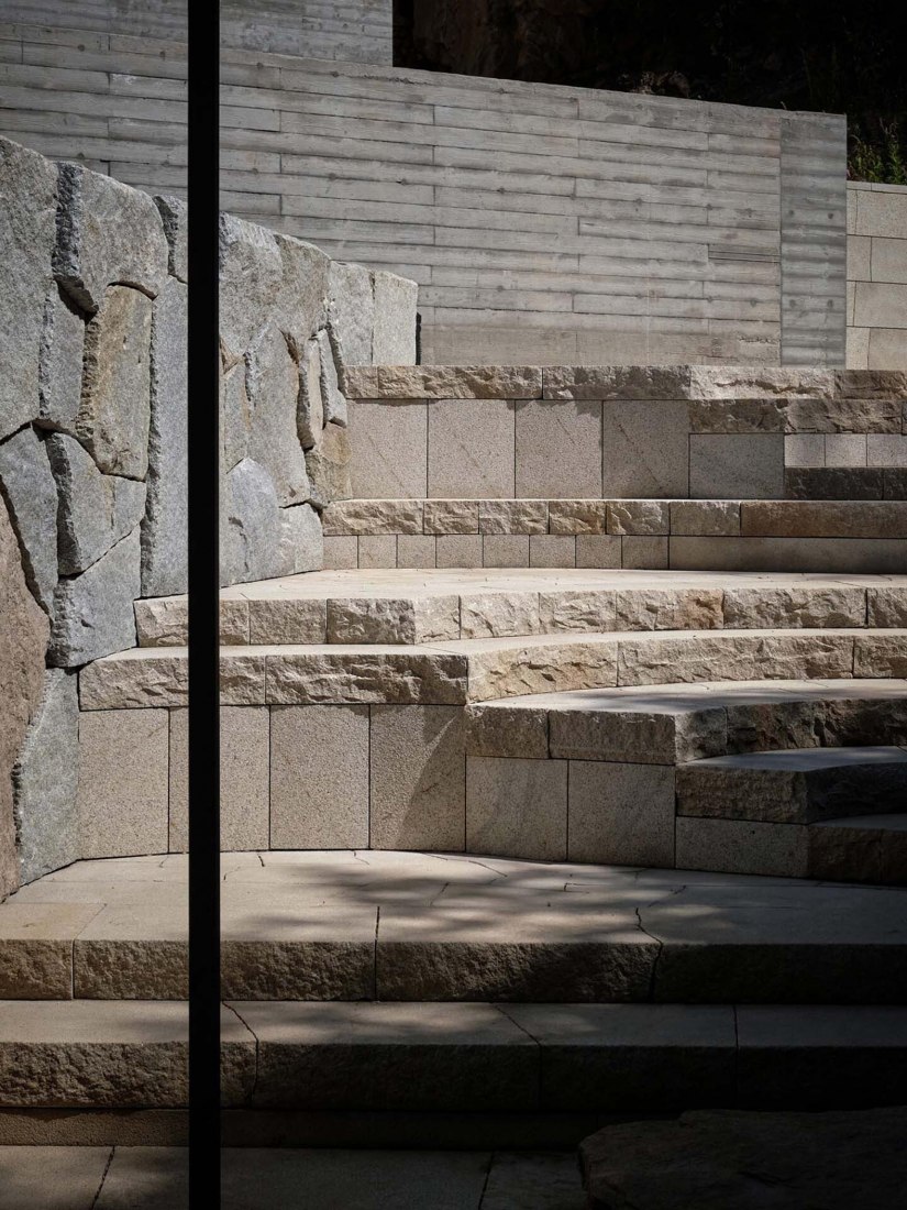 Golden Ridge Upper-cloister in Aranya Golden Mountain by Atelier Deshaus. Photograph by Jonathan Leijonhufvud.
