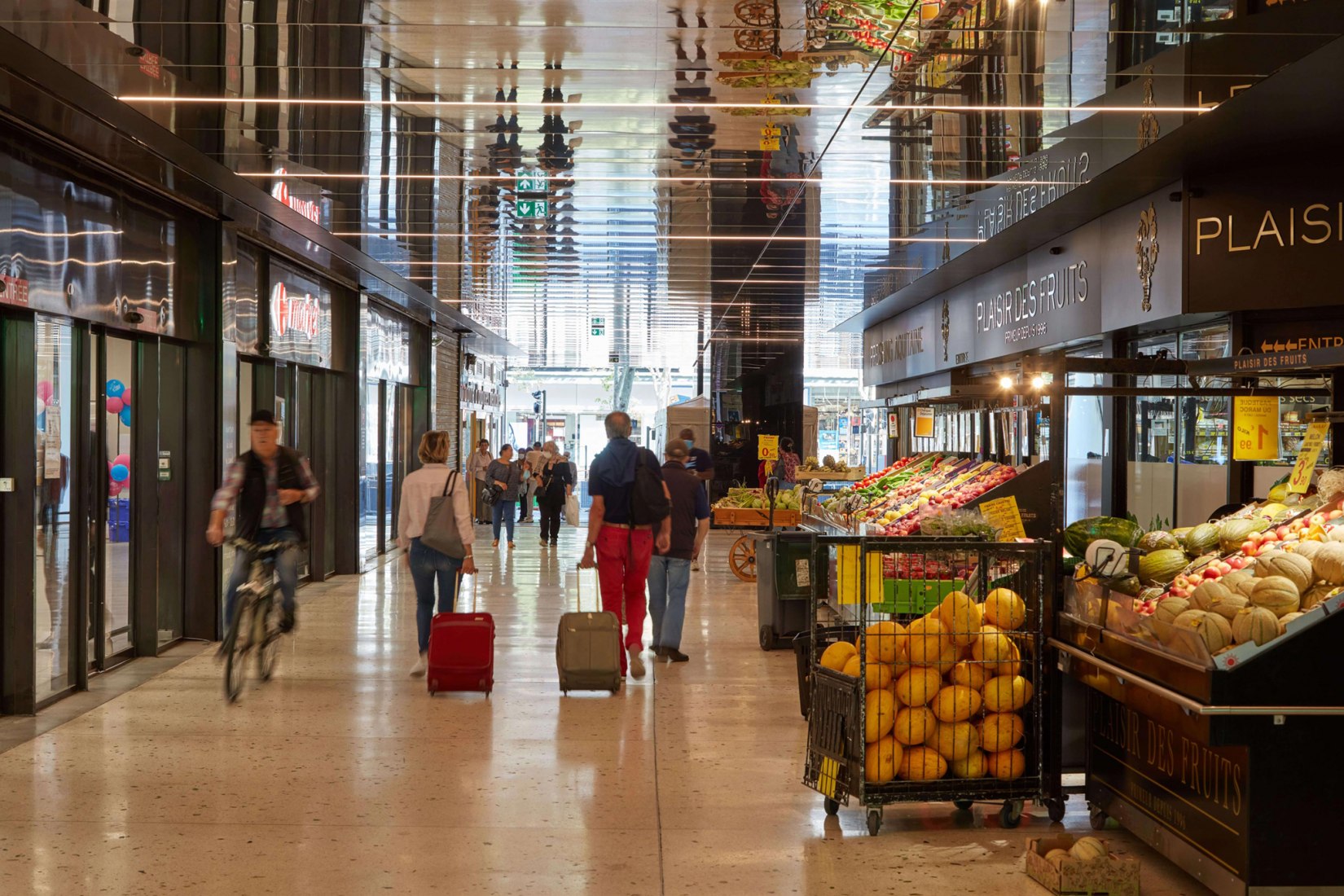 Restructuring of the Vieux Pont de Sèvres public passageways and climbing complex by Atelier du Pont. Photograph by Frédéric Delangle.