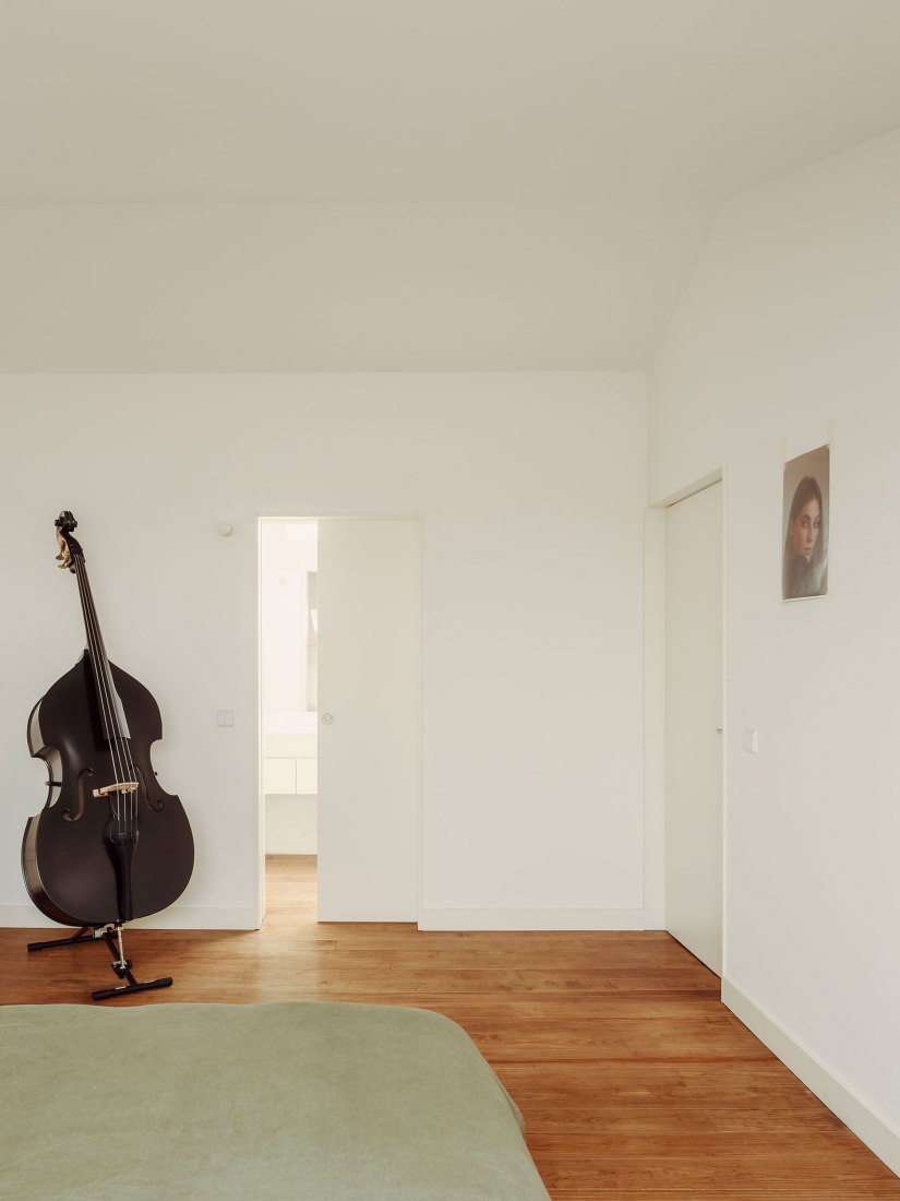 João Soares - penthouse renovation by Atelier José Andrade Rocha. Photograph by Hugo Santos Silva.