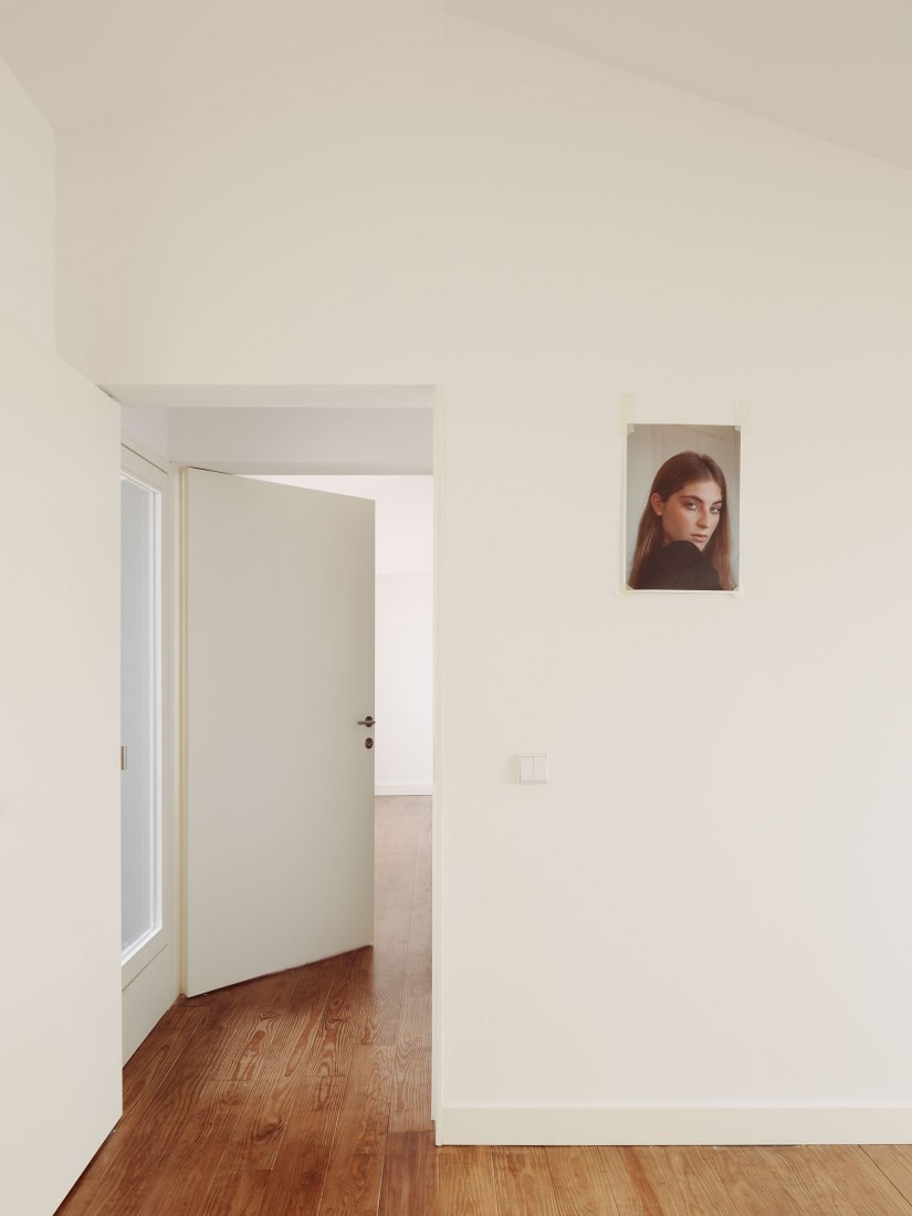João Soares - penthouse renovation by Atelier José Andrade Rocha. Photograph by Hugo Santos Silva.