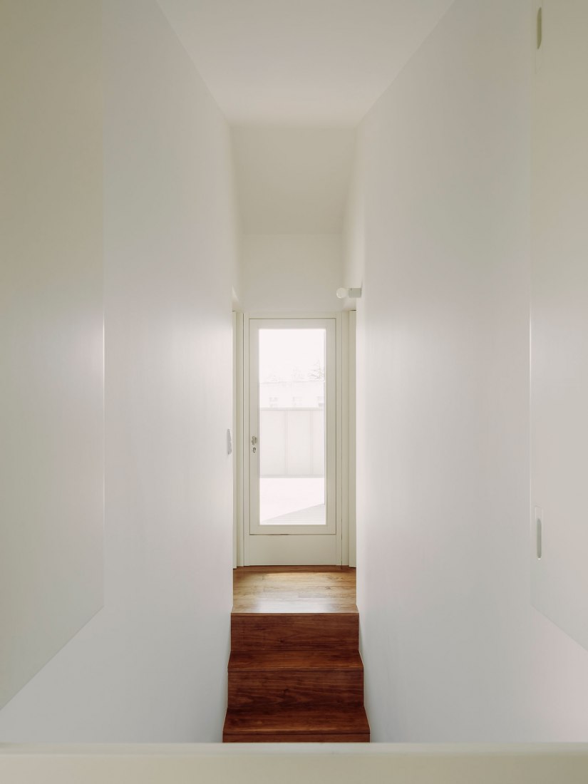 João Soares - penthouse renovation by Atelier José Andrade Rocha. Photograph by Hugo Santos Silva.