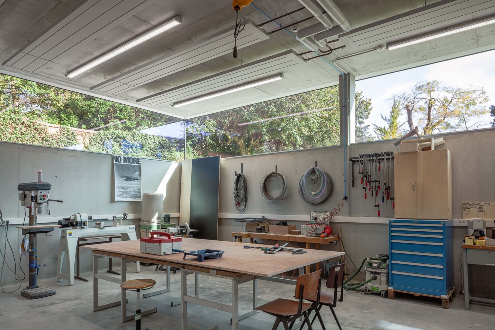 Transformación y ampliación de la Escuela de Artes Sint Lucas por Atelier Kempe Thill. Fotografía por Architektur-Fotografie Ulrich Schwarz