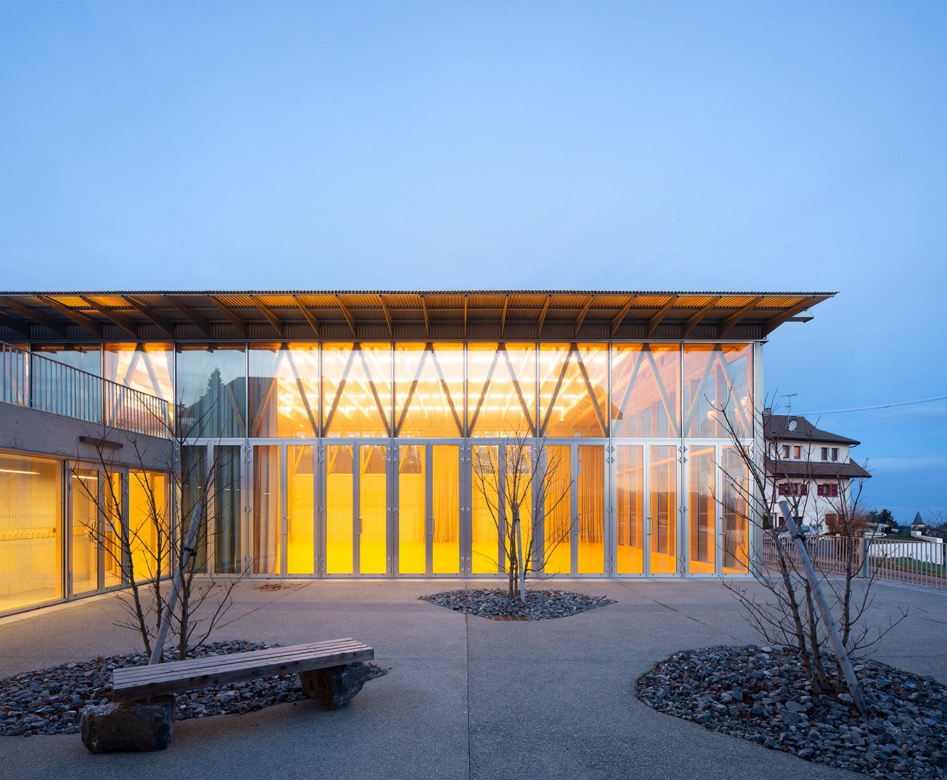 Community Facilities Hub by Atelier PNG, Atelier Julien Boidot, Émilien Robin Architecte. Photograph by Clément Guillaume, PNG.