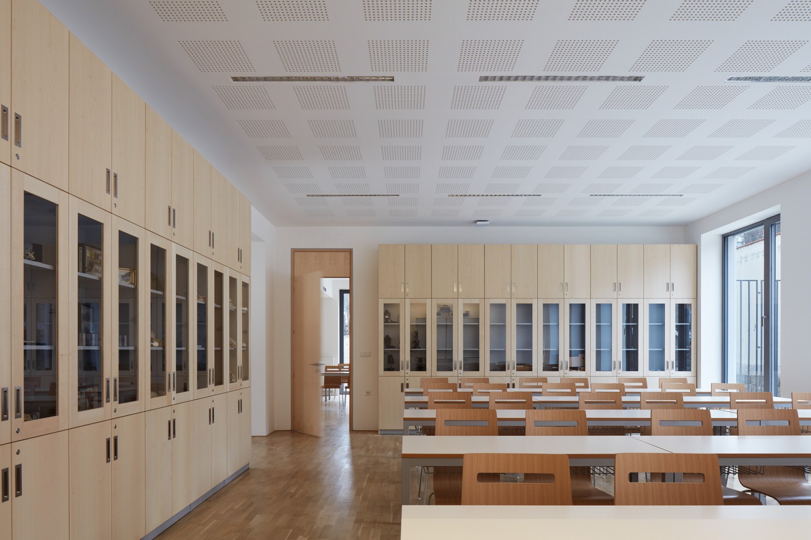 Extension of the Catholic Gymnasium in Třebíč by Atelier Tišnovka. Photograph by BoysPlayNice