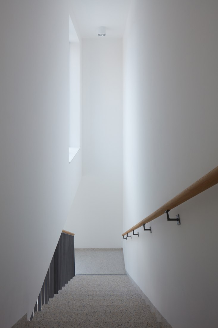 Extension of the Catholic Gymnasium in Třebíč by Atelier Tišnovka. Photograph by BoysPlayNice