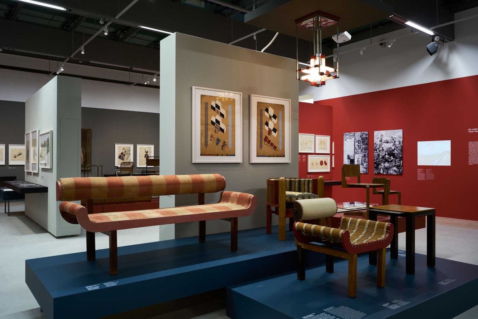 Museo de Viena MUSA, Atelier Bauhaus, Viena. Friedl Dicker und Franz Singer, Ausstellungsansicht, 2022. Fotografía de TimTom