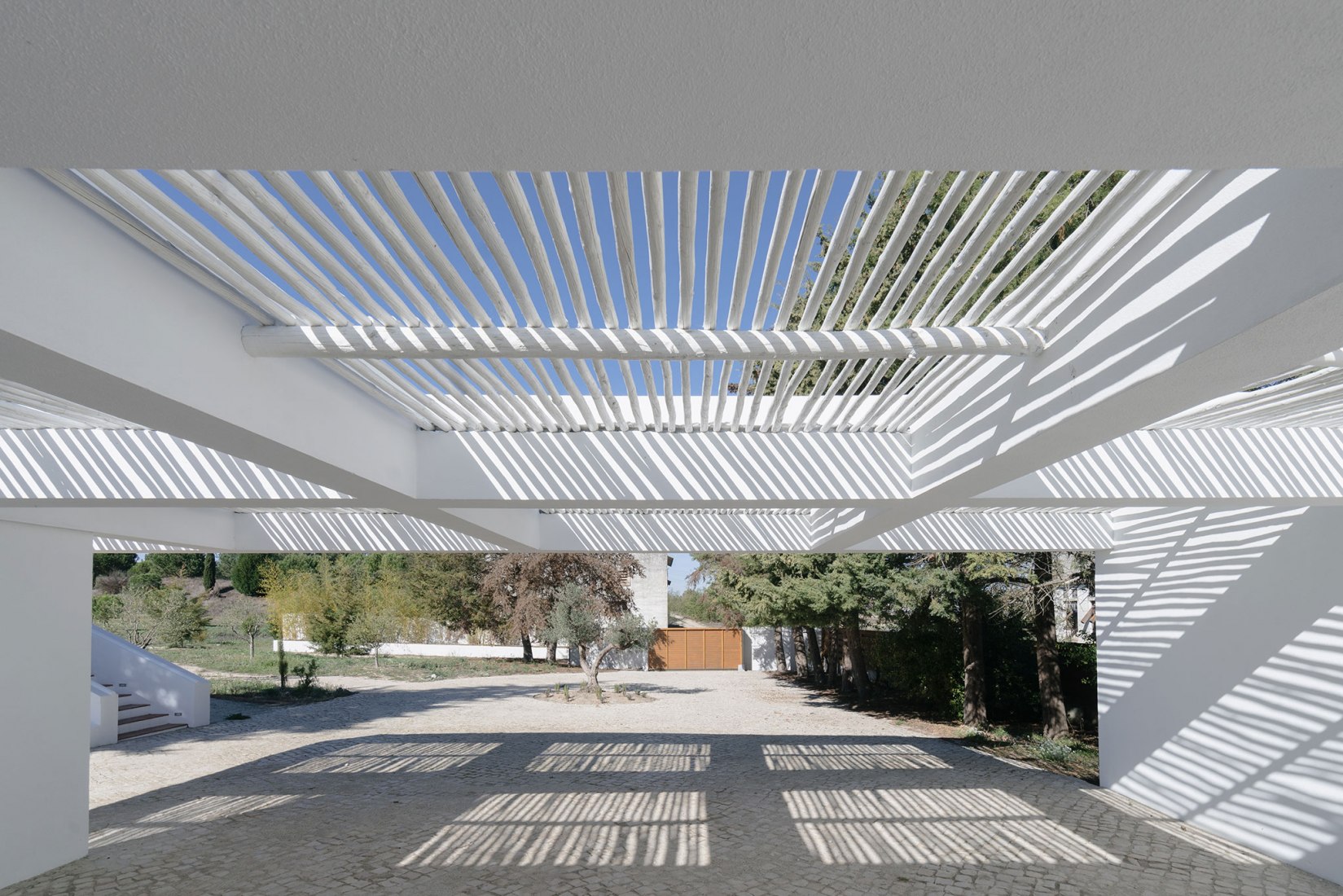 CASA MÃE por Atelier Data. Fotografía por Richard John Seymour.