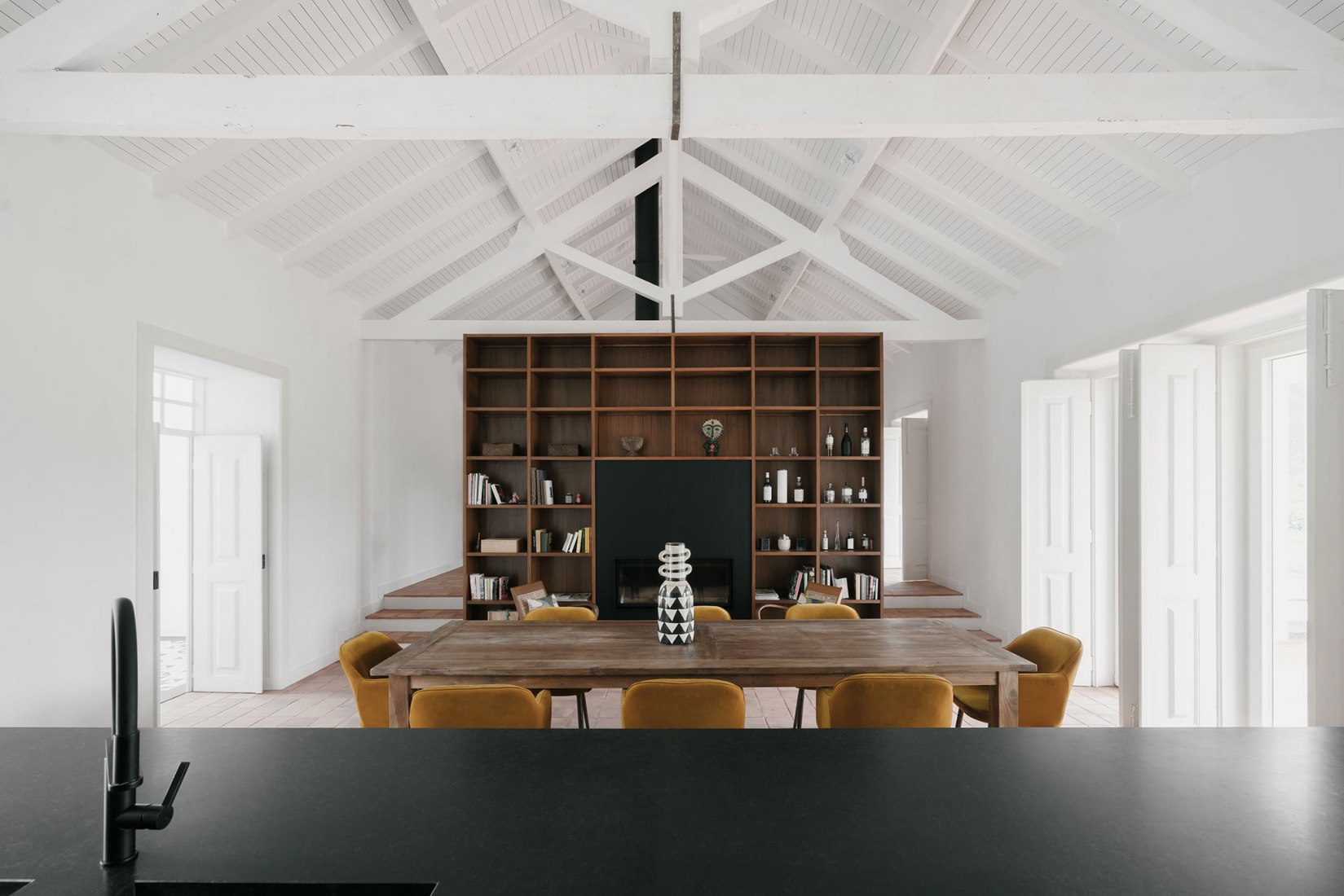 CASA MÃE por Atelier Data. Fotografía por Richard John Seymour.