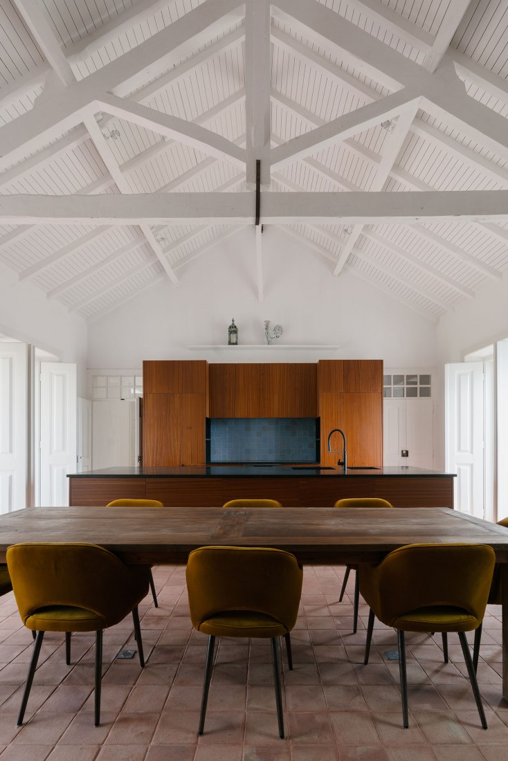 CASA MÃE por Atelier Data. Fotografía por Richard John Seymour.