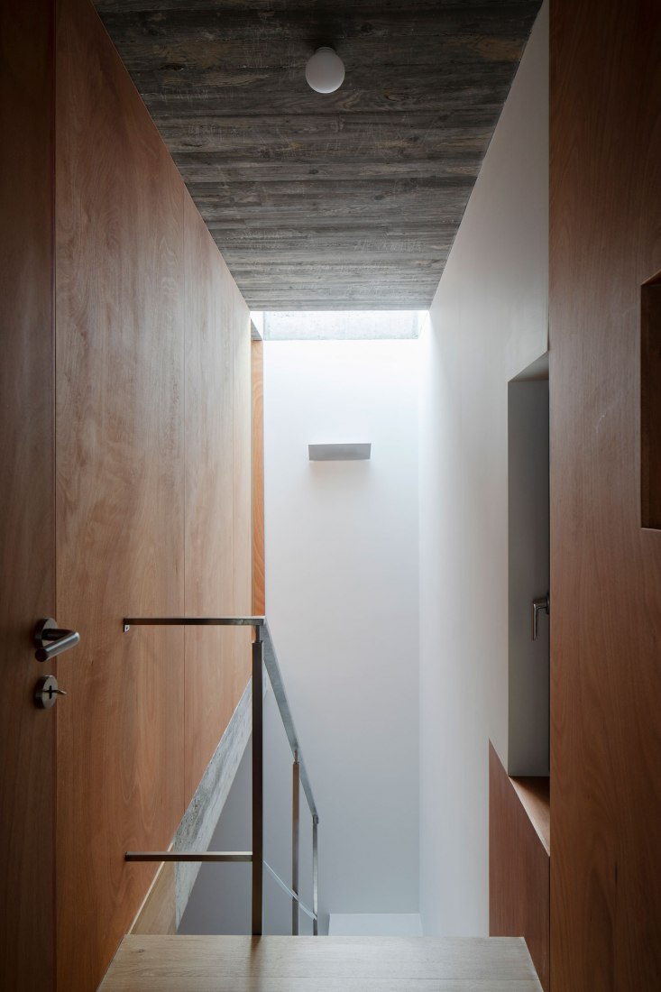 Casa Rates por ATELIERDACOSTA. Fotografía por Tiago Casanova.