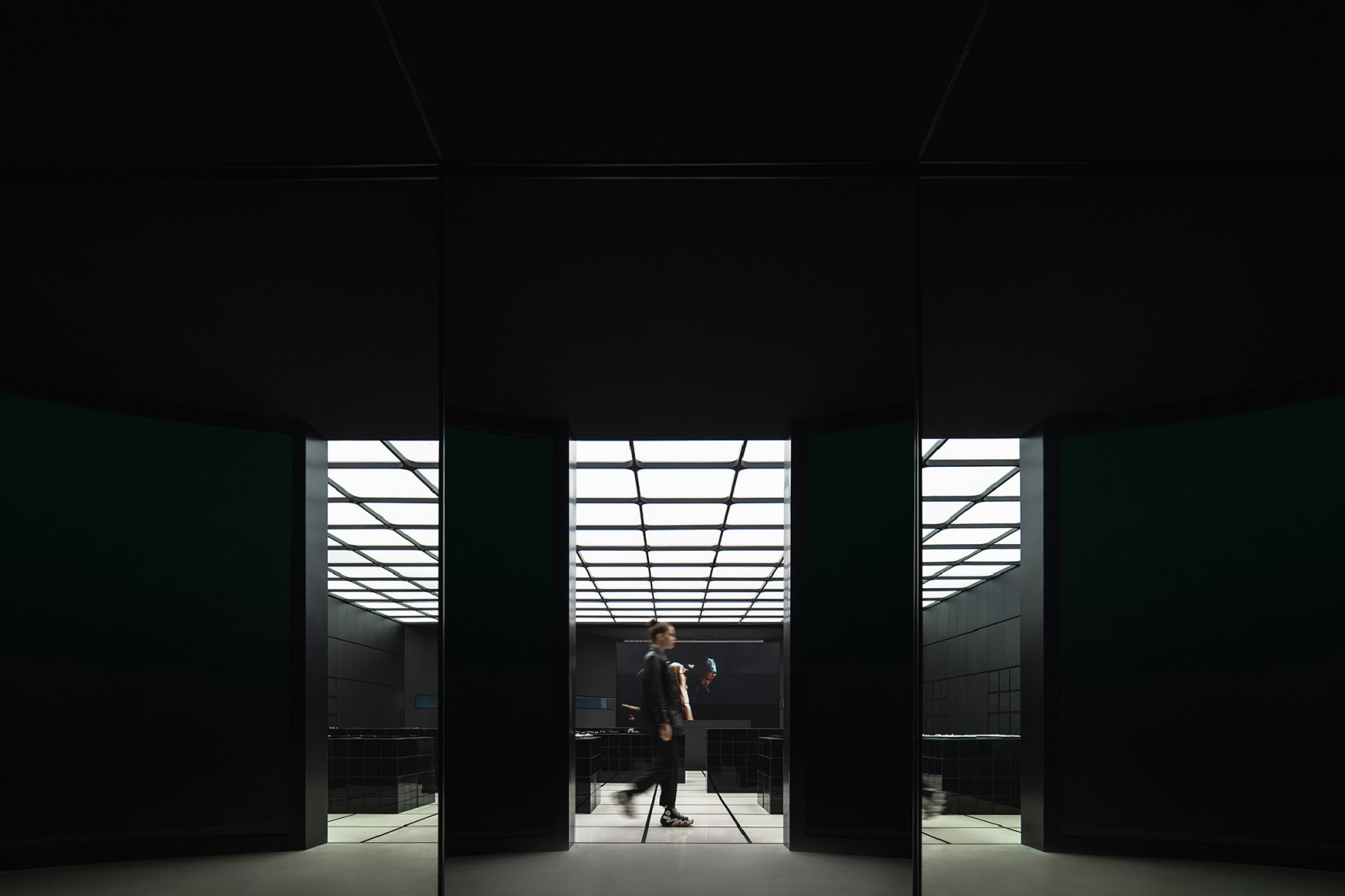KVK City Concept Store por ATMOSPHERE Architects. Fotografía por Chuan He of Here Space